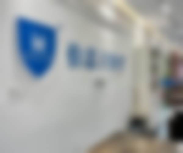 上海伯思立医疗美容门诊部谈宇腾医生眼部整形技术怎么样？