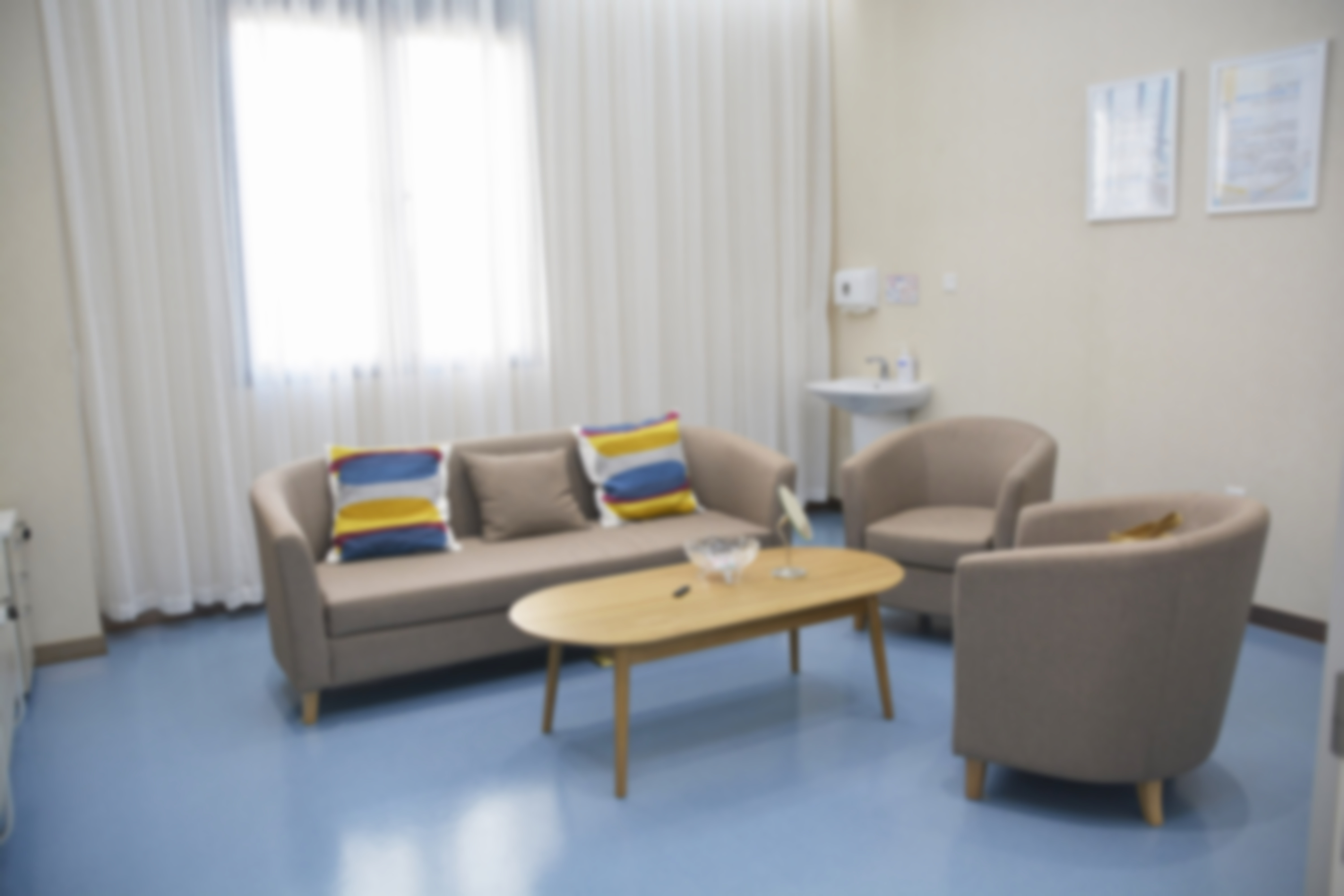 上海伯思立医疗美容门诊部玻尿酸填充项目13770元起，伊妍仕1mL扫码验真焕颜鼻唇沟 