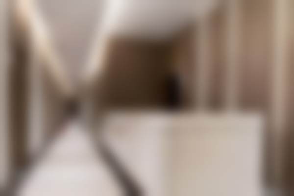 广东省黄显翔和何花怎么选？——服务风格对比