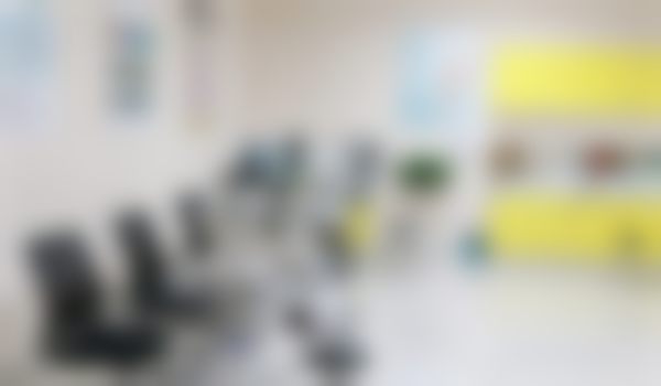 ​汕头康视眼科医院候诊区