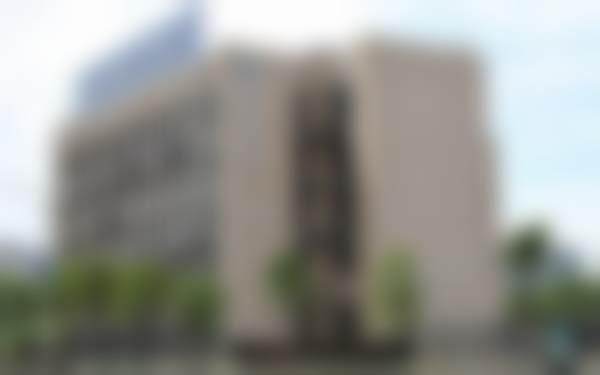 慈溪明康眼视光眼科医院地理位置便于到院。