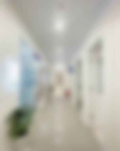 华美口腔 走廊