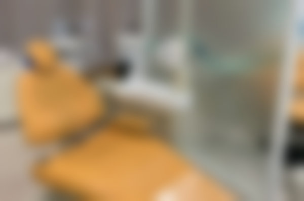 上海维乐口腔口腔门诊部(美维云门诊)地理位置便于到院。