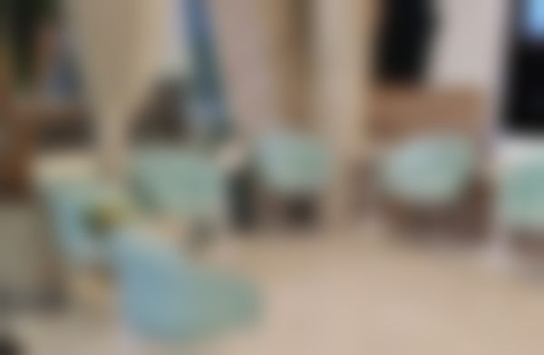 上海维乐口腔口腔门诊部(美维云门诊)门诊营业时间。