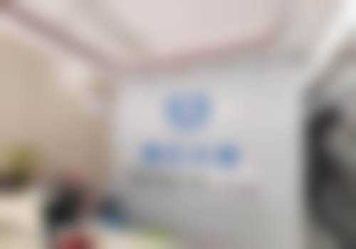 广西河池微笑口腔诊所地理位置便于到院。