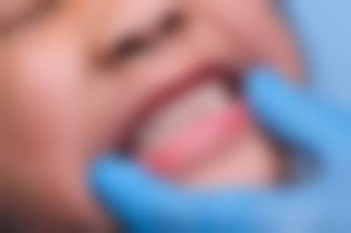 漳州德益口腔(矫正·种植·治疗中 心)医生团队经验稳定。